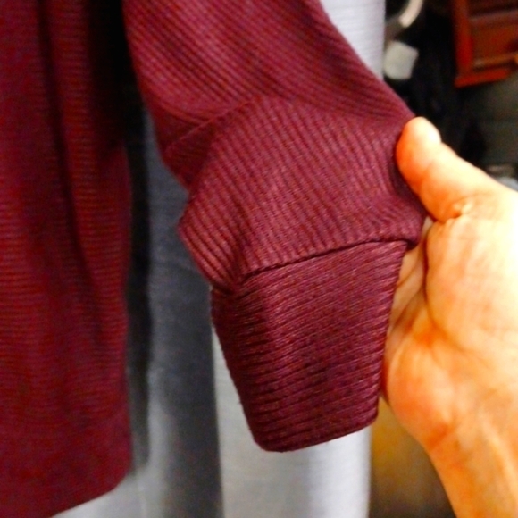 🙋A New Day burgundy sweater S M - Picture 4 of 5